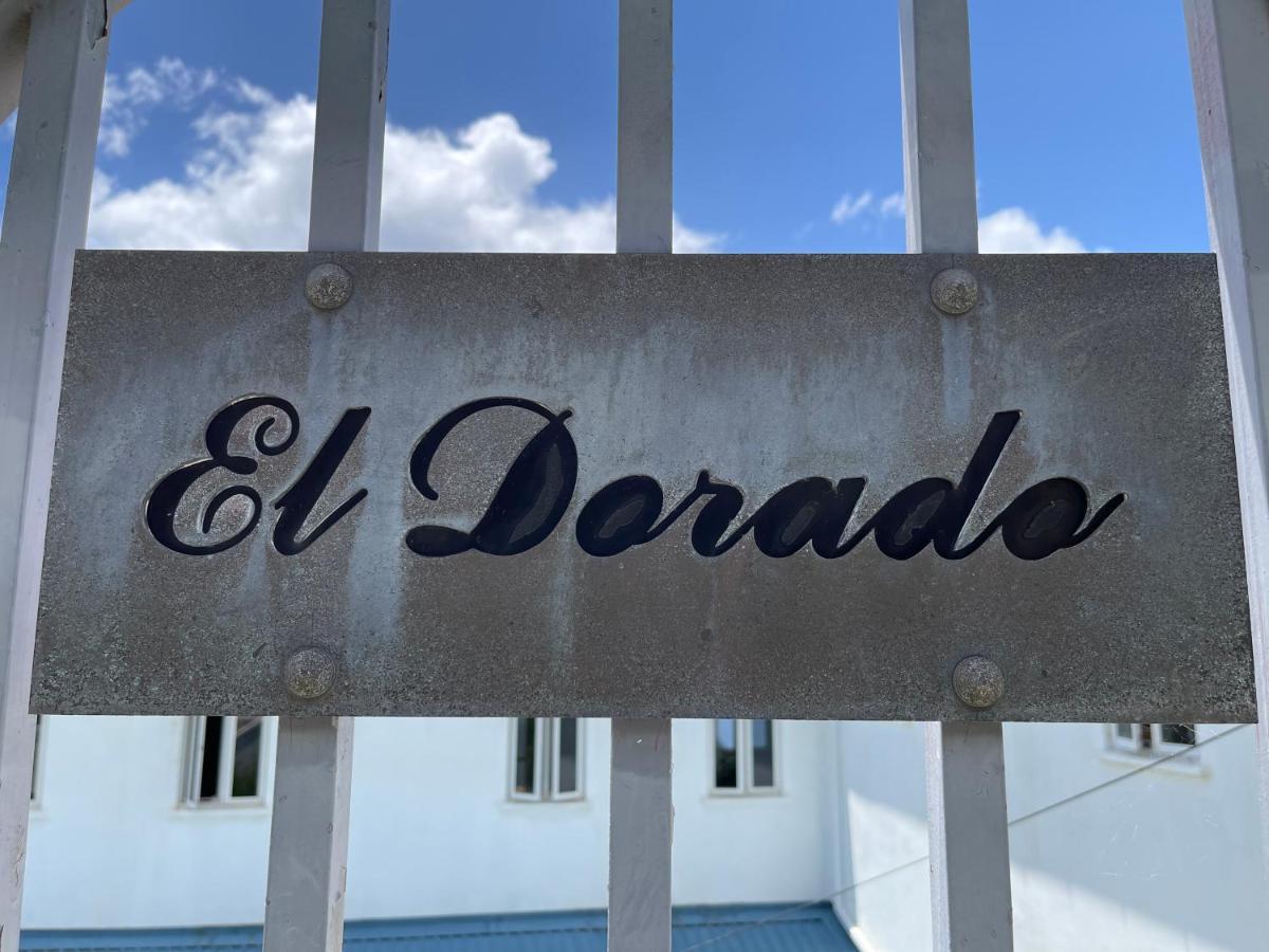 Eldorado Guesthouse & Car Rental 로조 외부 사진