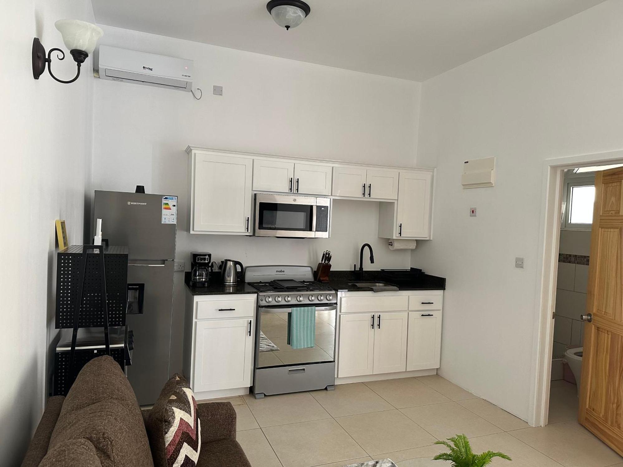 Eldorado Guesthouse & Car Rental 로조 객실 사진