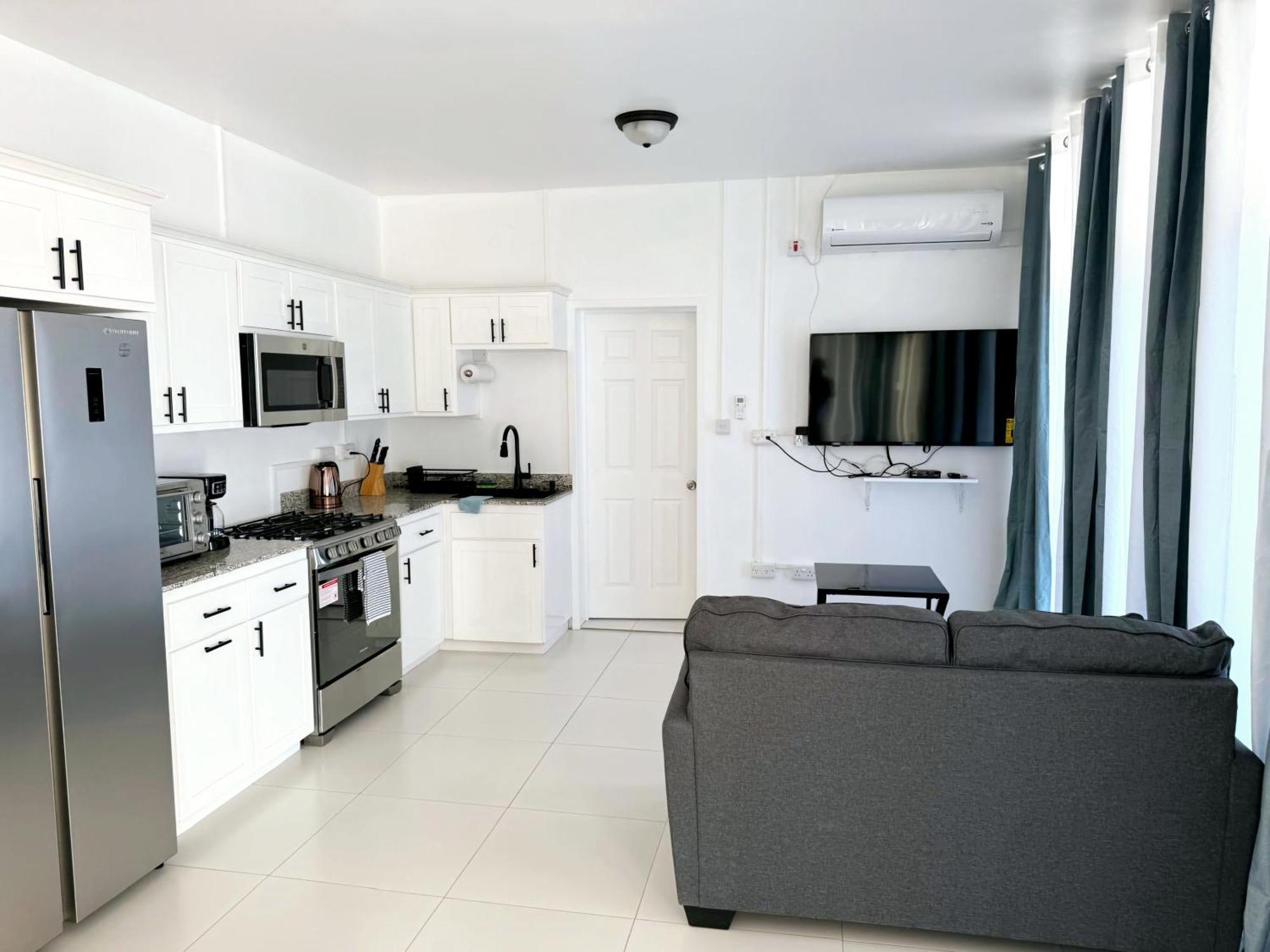 Eldorado Guesthouse & Car Rental 로조 객실 사진