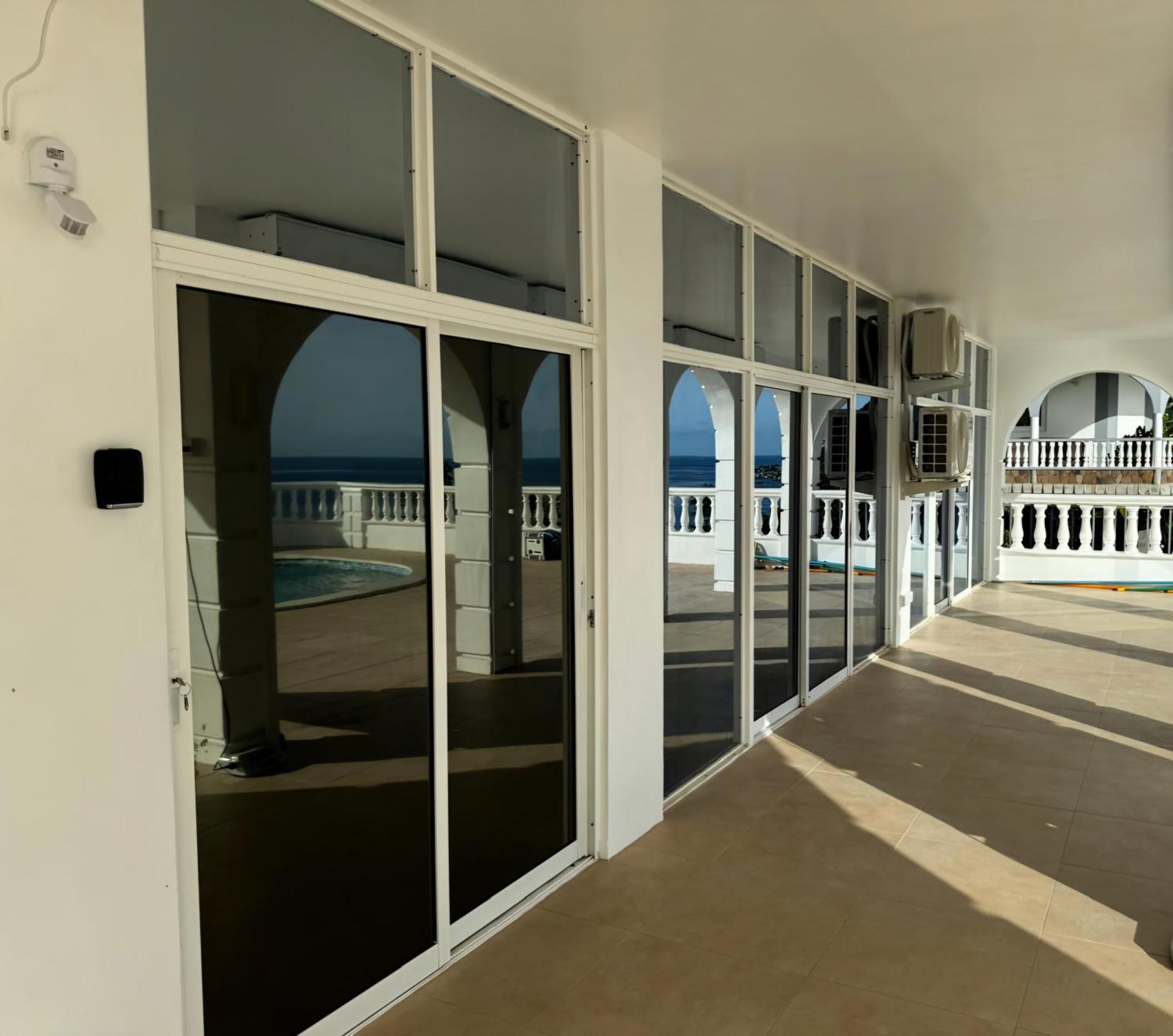 Eldorado Guesthouse & Car Rental 로조 객실 사진
